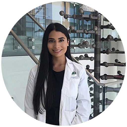 Headshot of Shabeli Farooq, a past Advanced Pharmacy Practice Experience student